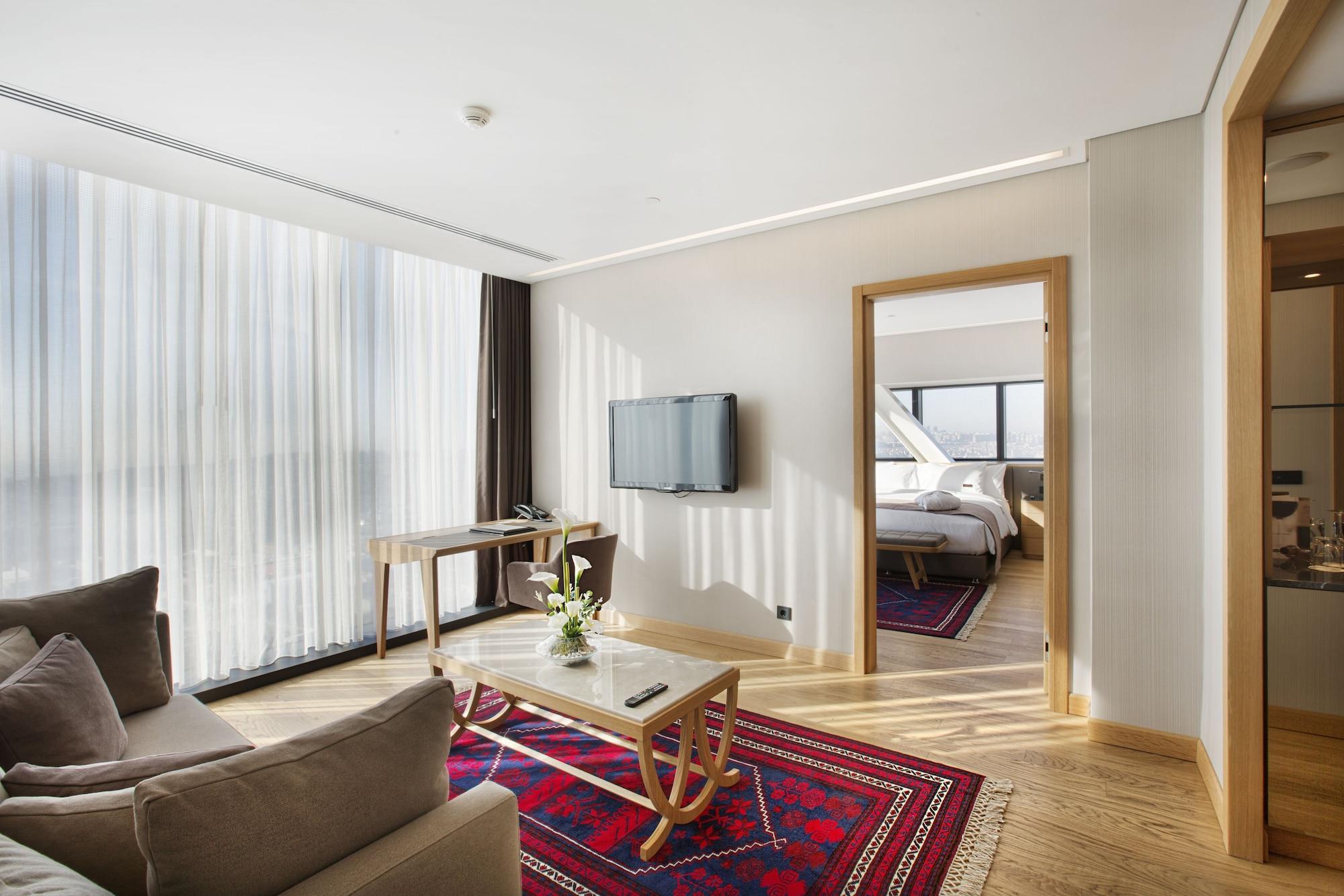Doubletree By Hilton Istanbul-Avcilar Hotel Exterior photo Suite at the hotel