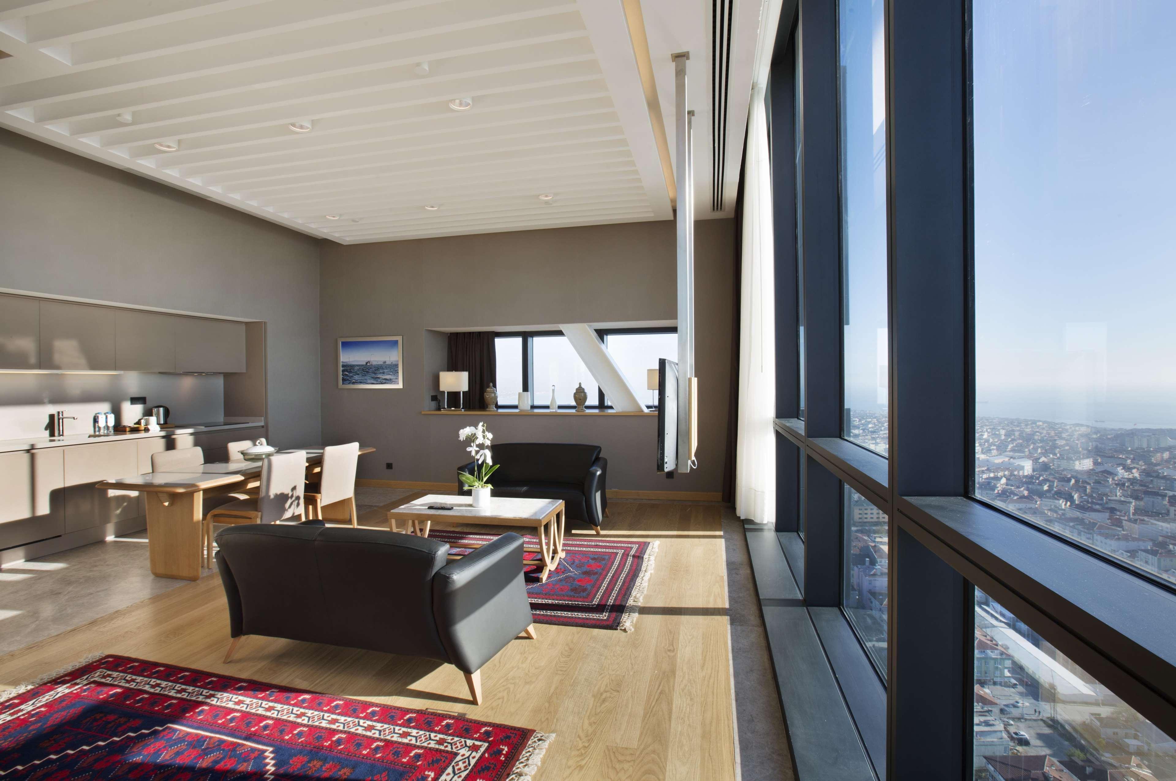 Doubletree By Hilton Istanbul-Avcilar Hotel Exterior photo Interior of a typical apartment