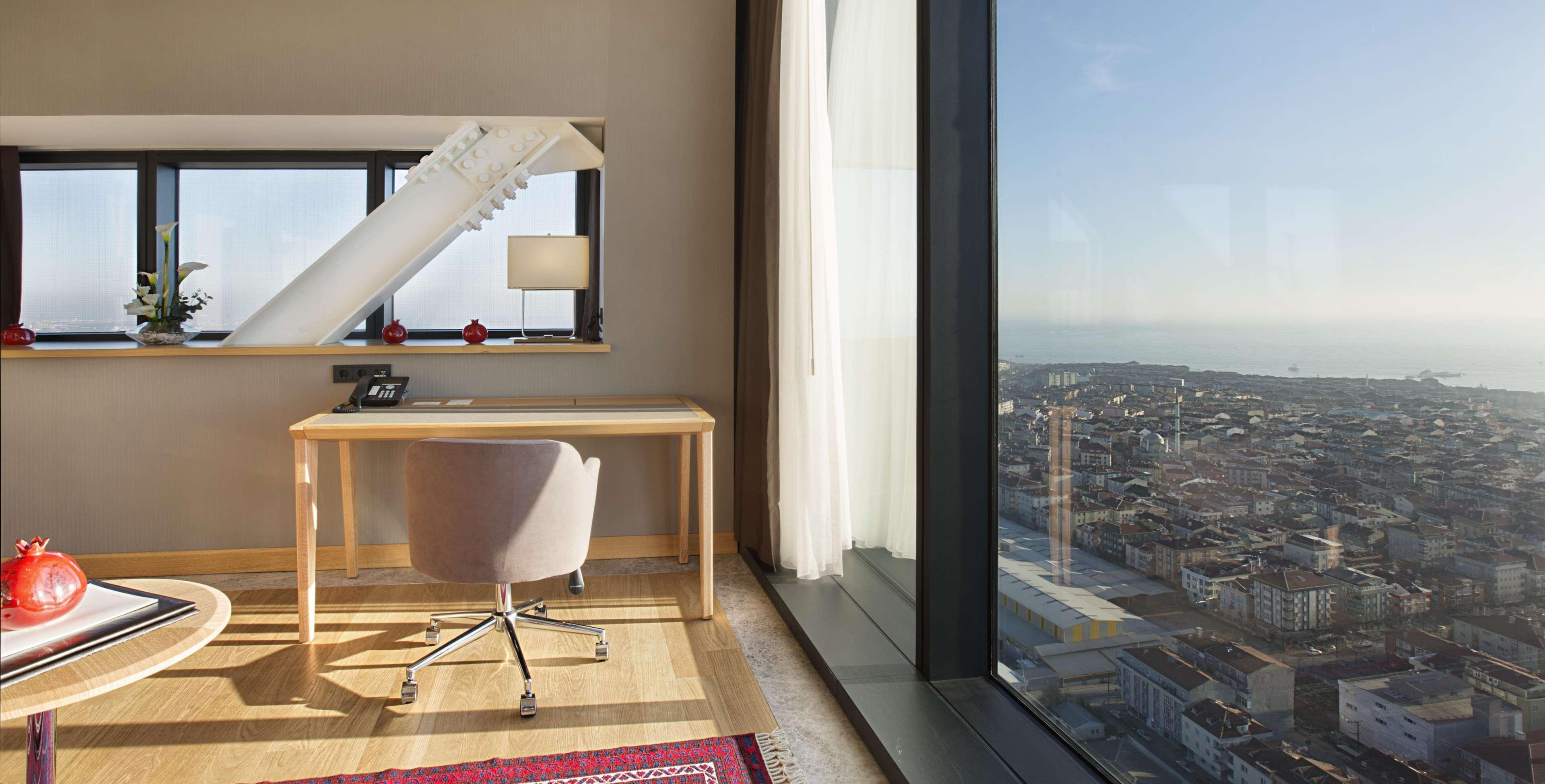 Doubletree By Hilton Istanbul-Avcilar Hotel Exterior photo Interior of a typical apartment