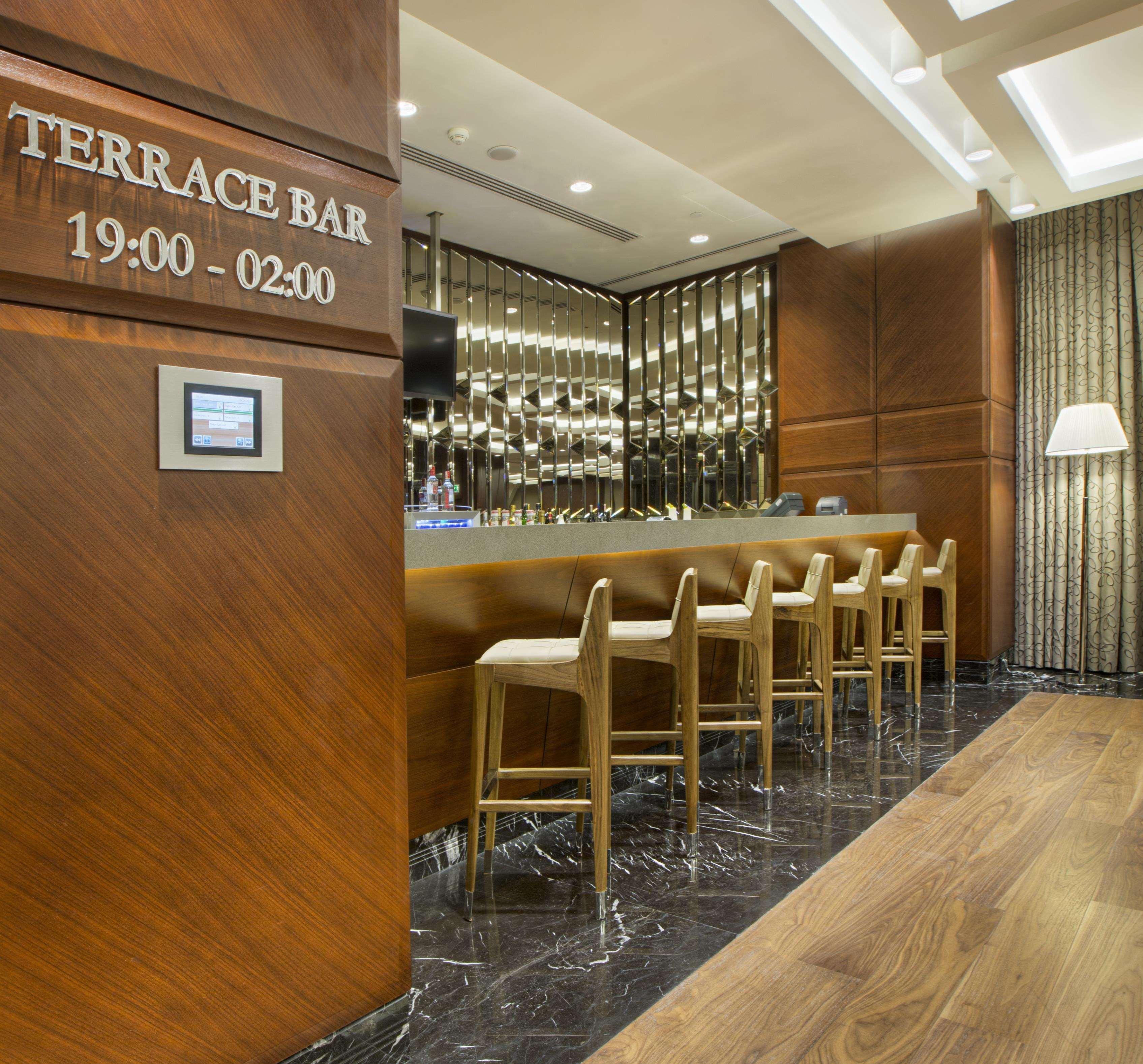 Doubletree By Hilton Istanbul-Avcilar Hotel Exterior photo Terrace Bar