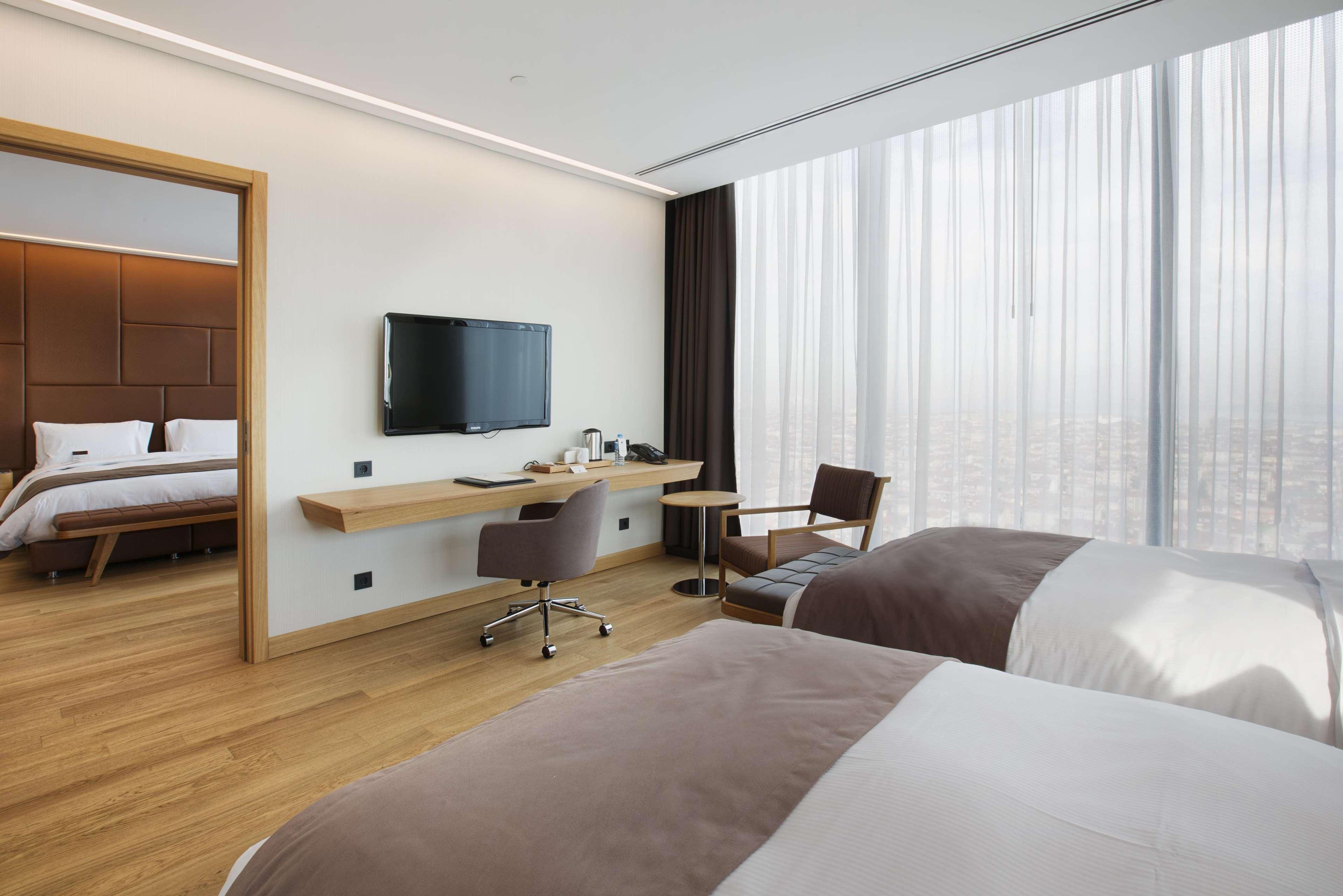 Doubletree By Hilton Istanbul-Avcilar Hotel Exterior photo Deluxe Room
