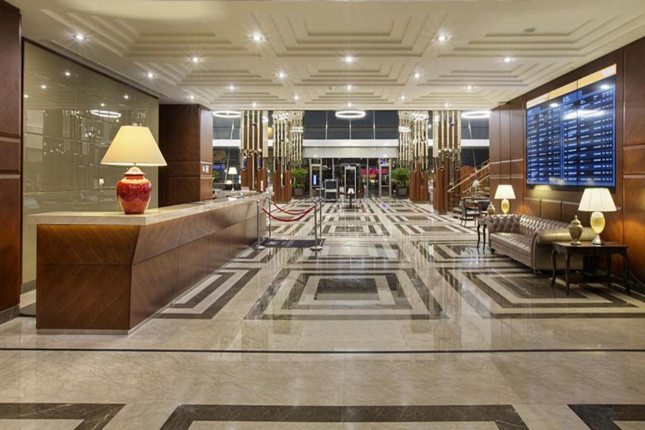 Doubletree By Hilton Istanbul-Avcilar Hotel Exterior photo Lobby