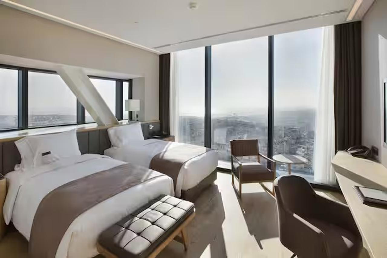 Doubletree By Hilton Istanbul-Avcilar Hotel Exterior photo A guest room at the hotel