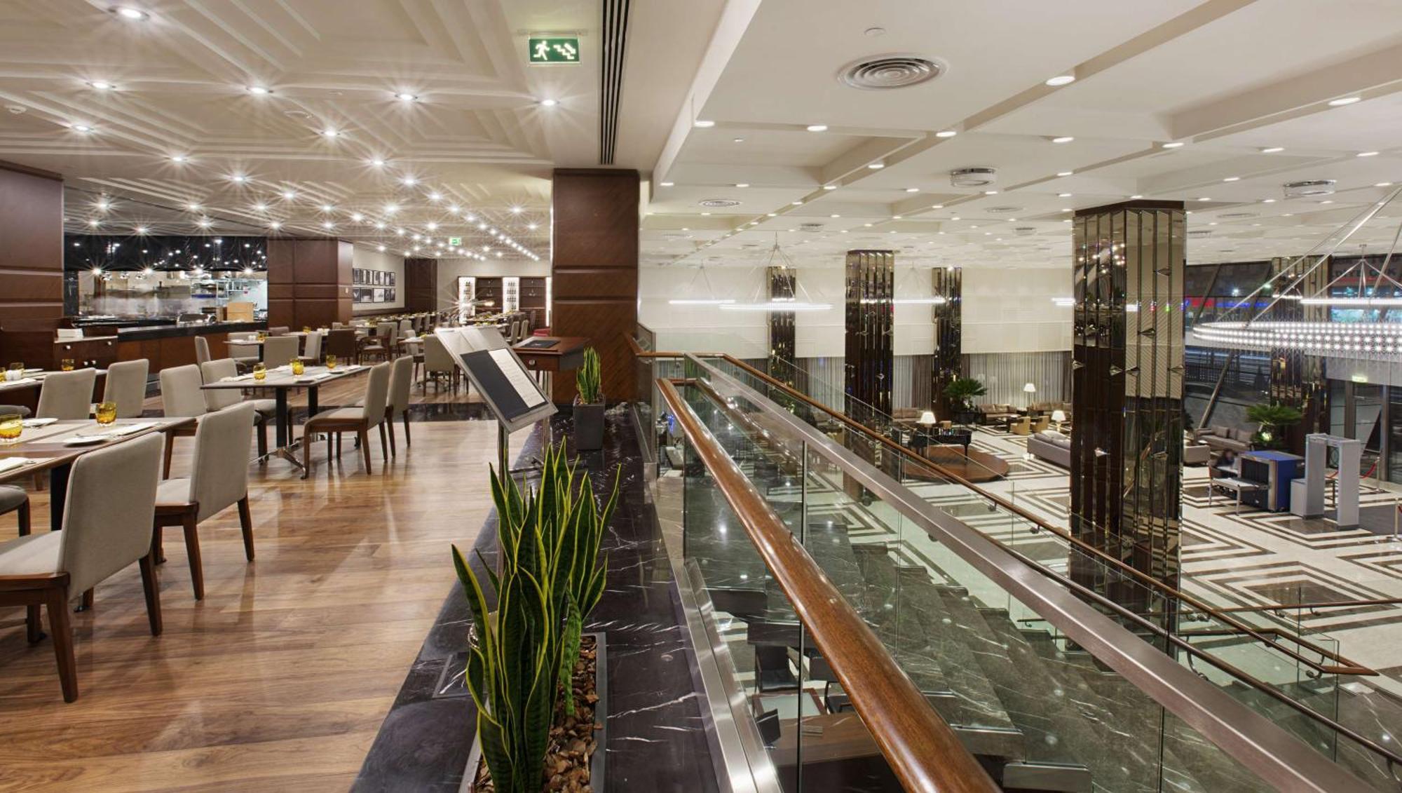 Doubletree By Hilton Istanbul-Avcilar Hotel Exterior photo The lobby of the hotel